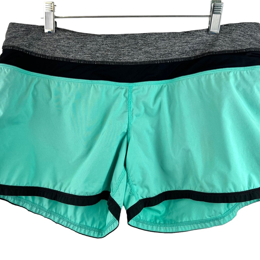 Lululemon Groovy Women’s Mint Green Running Short Size 10